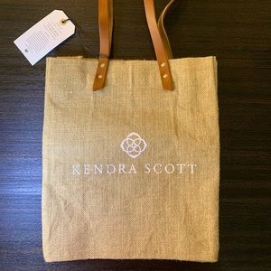 Kendra Scott/Apolis Global Citizen Bag